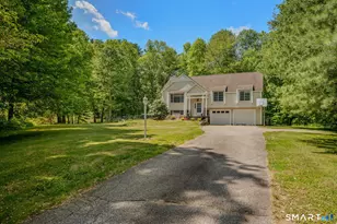 22 Carriage Ln, Windham, CT 06256 - Photo 3