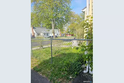 57 Burnham Street, Hartford, CT 06112 - Photo 23