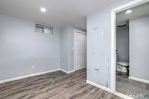 22 Ashley St, Waterbury, CT 06704 - Photo 19