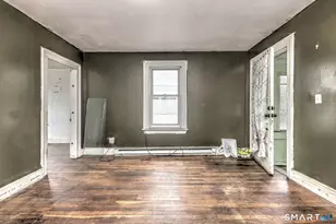 22 Ashley St, Waterbury, CT 06704 - Photo 27