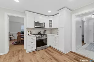198 Auburn Rd, West Hartford, CT 06119 - Photo 9
