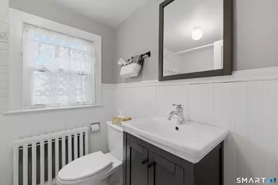 198 Auburn Road, West Hartford, CT 06119 - Photo 31