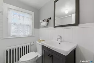 198 Auburn Rd, West Hartford, CT 06119 - Photo 31