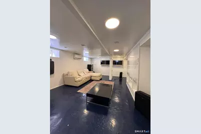 384 Wells Street, Bridgeport, CT 06606 - Photo 9
