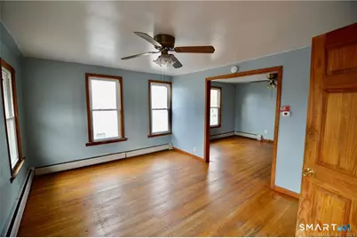 384 Wells Street, Bridgeport, CT 06606 - Photo 7