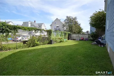 384 Wells Street, Bridgeport, CT 06606 - Photo 21