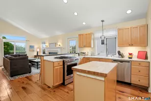 969 Reef Rd, Fairfield, CT 06824 - Photo 11