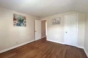 70 Guilford Dr, Bridgeport, CT 06606 - Photo 25