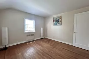 70 Guilford Dr, Bridgeport, CT 06606 - Photo 27