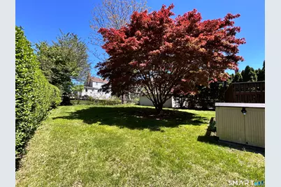 70 Guilford Drive, Bridgeport, CT 06606 - Photo 35
