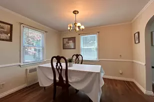 70 Guilford Dr, Bridgeport, CT 06606 - Photo 9