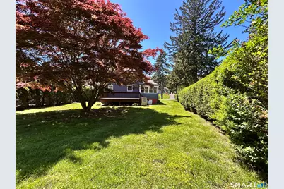 70 Guilford Drive, Bridgeport, CT 06606 - Photo 33