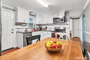 65 Westmere St, Bridgeport, CT 06606 - Photo 17