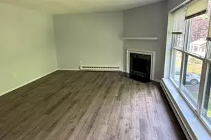 104 Wellington Dr, Farmington, CT 06032 - Photo 17