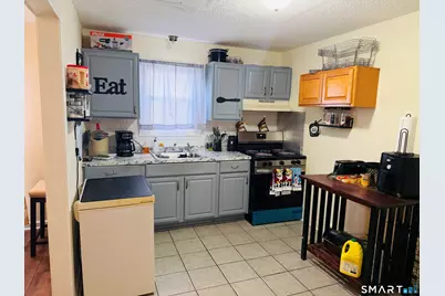 68-70 Arnold Street, Hartford, CT 06106 - Photo 9
