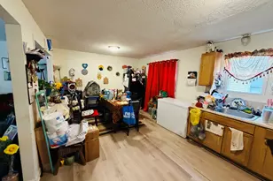 68-70 Arnold St, Hartford, CT 06106 - Photo 13