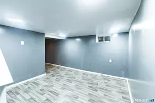1 Ash St, Waterbury, CT 06704 - Photo 9
