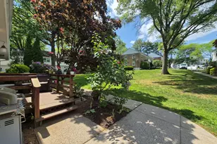 245 Sunnyridge Ave, Fairfield, CT 06824 - Photo 23
