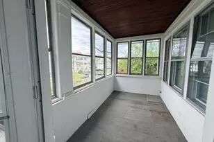152 Lyons St, New Britain, CT 06052 - Photo 9