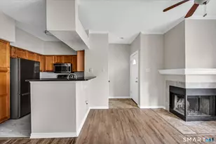 31 High St, East Hartford, CT 06118 - Photo 9