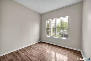 31 High St, East Hartford, CT 06118 - Photo 21