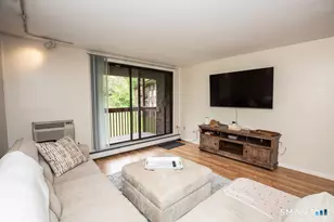 2217 Cromwell Hills Dr, Cromwell, CT 06416 - Photo 7