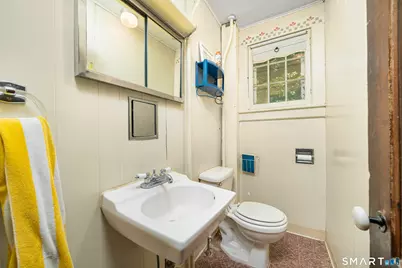 29 South Main Street, Windsor Locks, CT 06096 - Photo 9