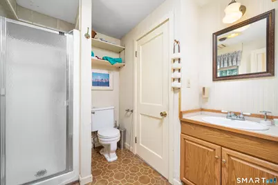 29 South Main Street, Windsor Locks, CT 06096 - Photo 11