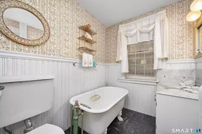 29 South Main Street, Windsor Locks, CT 06096 - Photo 23