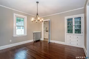 17 Troy St, West Hartford, CT 06119 - Photo 11