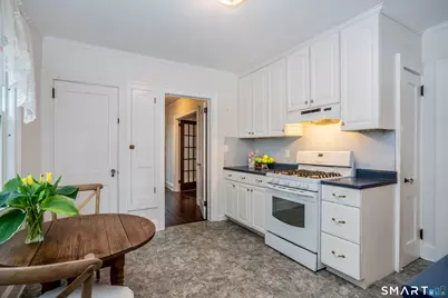 17 Troy Street, West Hartford, CT 06119 - Photo 17