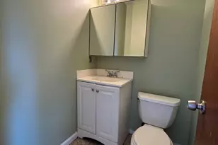 301 McGrath Ct, Stratford, CT 06615 - Photo 7
