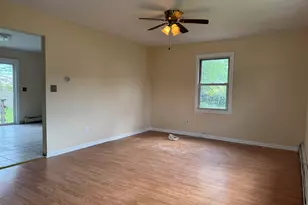 301 McGrath Ct, Stratford, CT 06615 - Photo 5