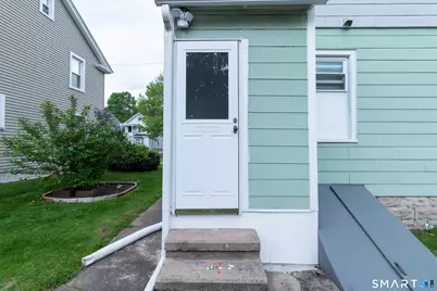 271 Brown Street, West Haven, CT 06516 - Photo 23
