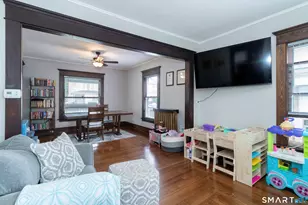 271 Brown St, West Haven, CT 06516 - Photo 11