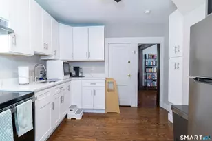 271 Brown St, West Haven, CT 06516 - Photo 13