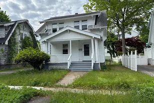 55 Kings College Pl, Stratford, CT 06615 - Photo 1
