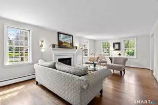 24 Drury Ln, West Hartford, CT 06117 - Photo 5