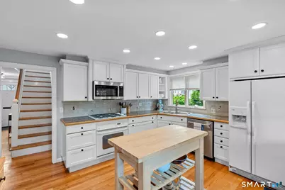 16 Clifton Avenue, West Hartford, CT 06107 - Photo 13
