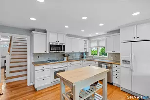 16 Clifton Ave, West Hartford, CT 06107 - Photo 13