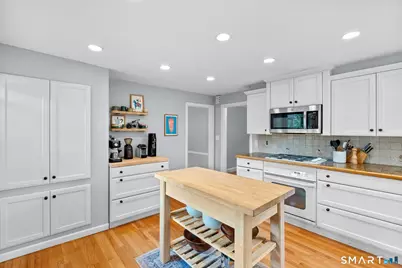 16 Clifton Avenue, West Hartford, CT 06107 - Photo 11