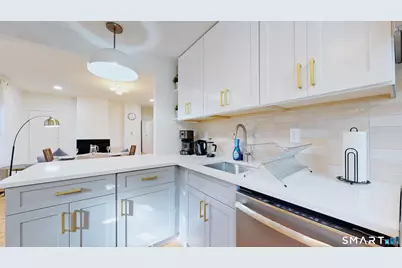 88.5 Edwards Street, New Haven, CT 06511 - Photo 5
