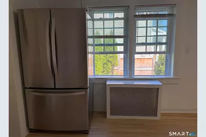 72 West Avenue #B, Darien, CT 06820 - Photo 5