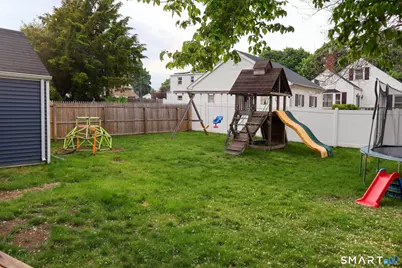 33 Linnmore Drive, Manchester, CT 06040 - Photo 5