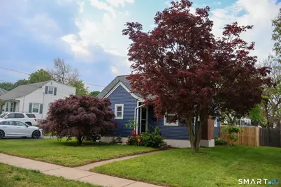33 Linnmore Drive, Manchester, CT 06040 - Photo 3