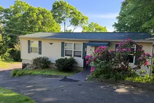 46 Knorr Ave, Seymour, CT 06483 - Photo 3
