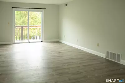 10 Georgetown Drive #J, Enfield, CT 06082 - Photo 5