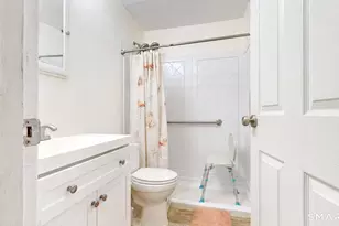 224 W Walk, West Haven, CT 06516 - Photo 7
