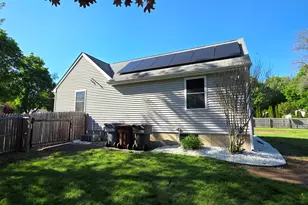 15 Van Buren Rd, Enfield, CT 06082 - Photo 5