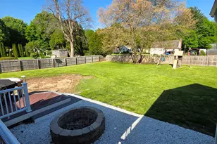 15 Van Buren Rd, Enfield, CT 06082 - Photo 7
